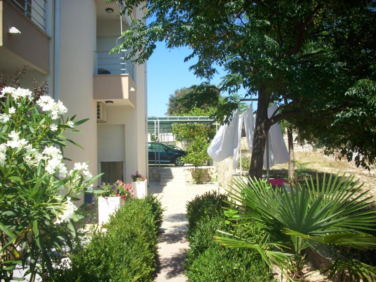 Apartments Kala Janjina Екстер'єр фото