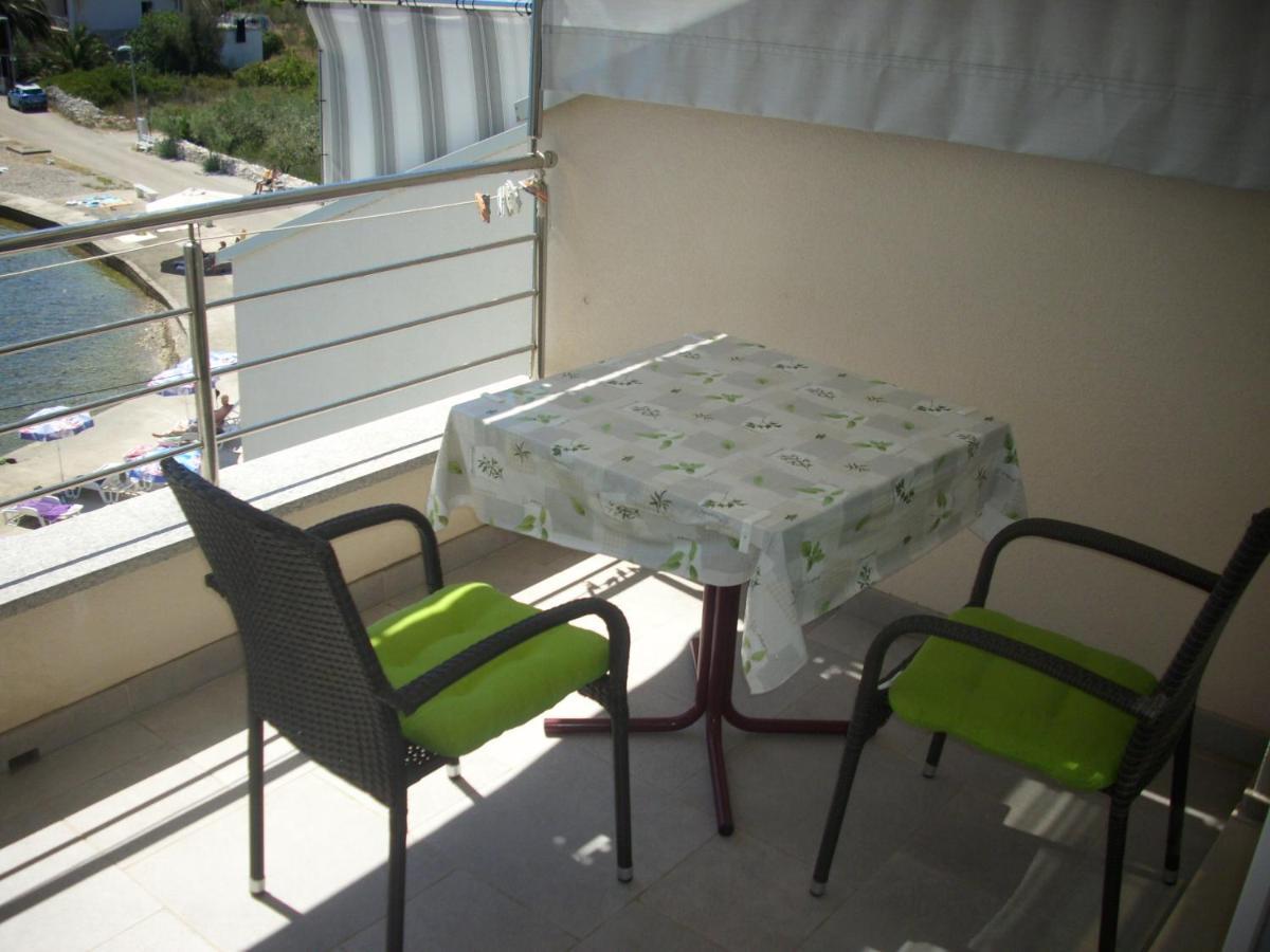 Apartments Kala Janjina Екстер'єр фото