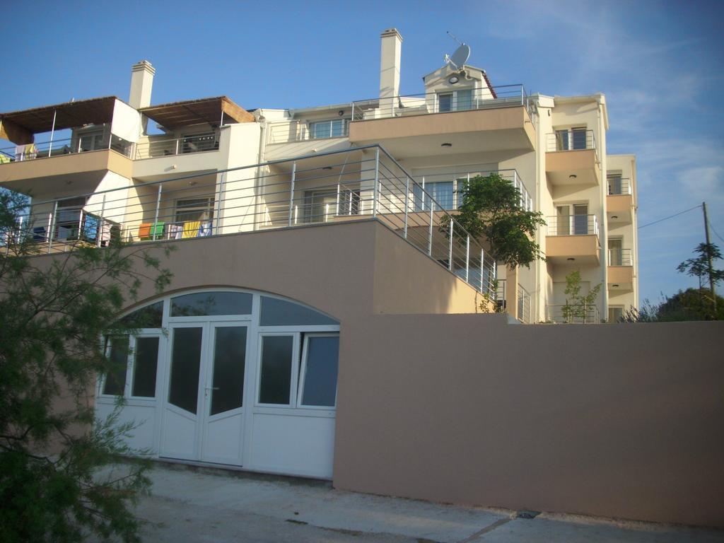 Apartments Kala Janjina Екстер'єр фото
