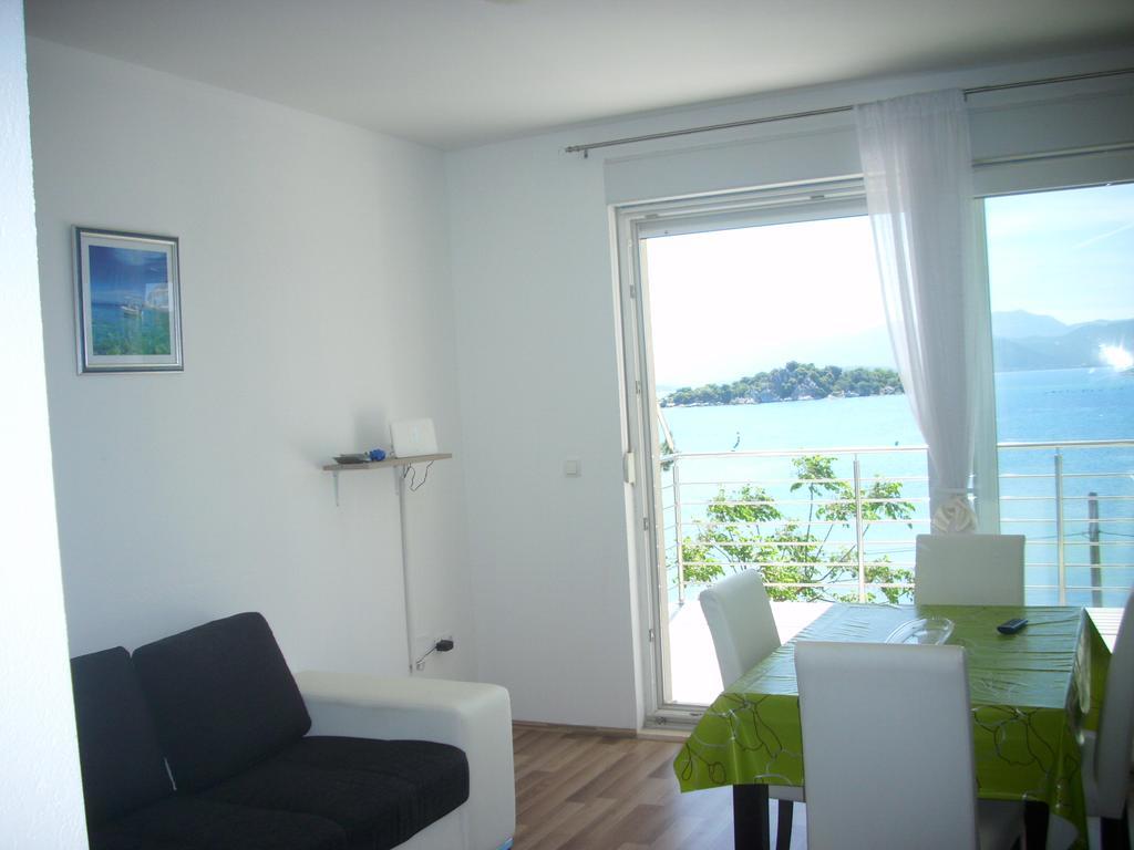Apartments Kala Janjina Екстер'єр фото